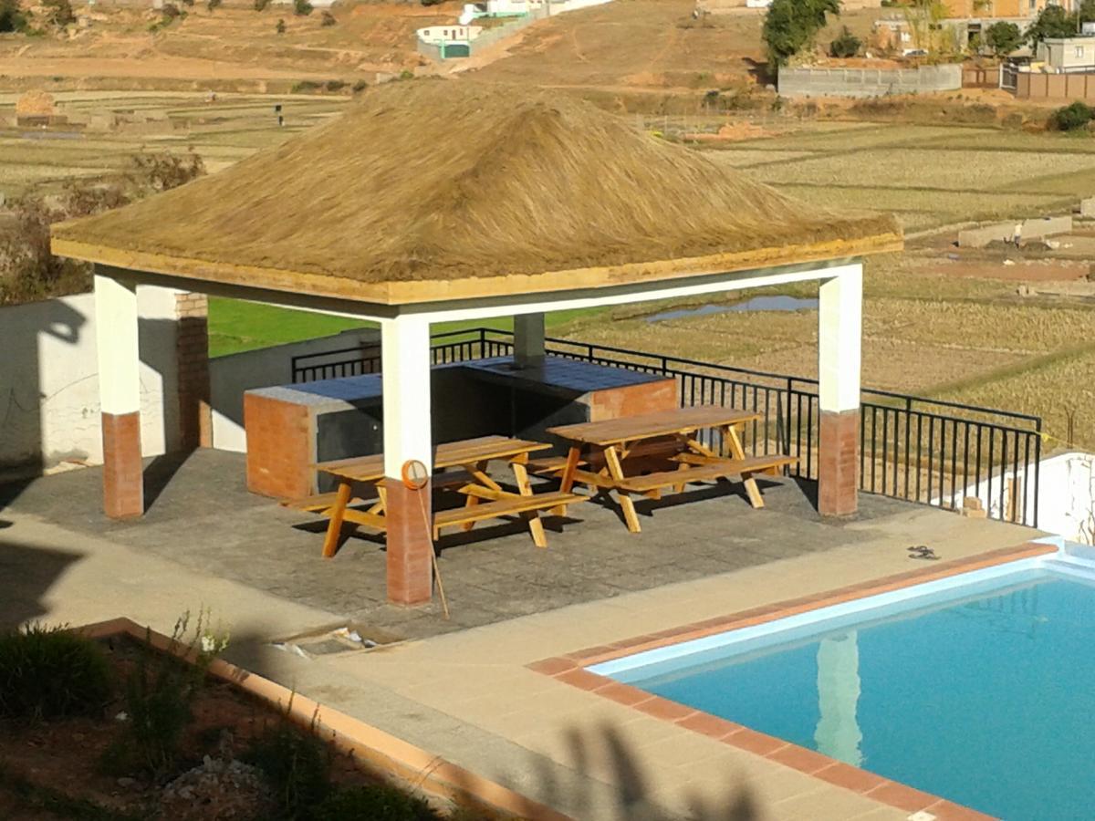 Ambohijanaka Bg Tours B&B 외부 사진